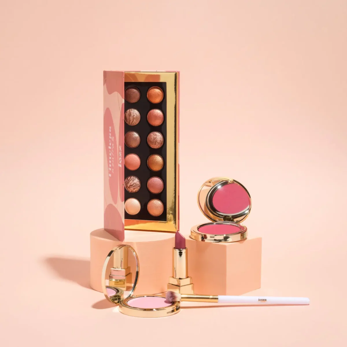 Rejoignez le Jozz Beauty Club En rejoignant notre club exclusif, vous accédez à un monde rempli d’avantages, de surprises et d’inspirations beauté !