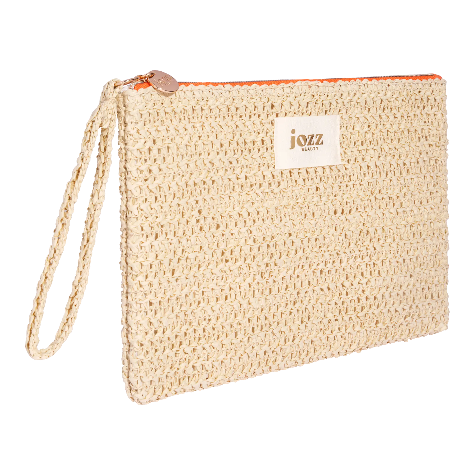 Succombez au charme de notre trousse Jungle en raphia, l’accessoire idéal pour emporter partout avec vous l’esprit naturel de la collection Earthly Paradise.